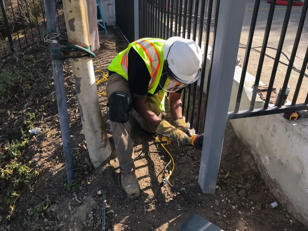 repairing a gate